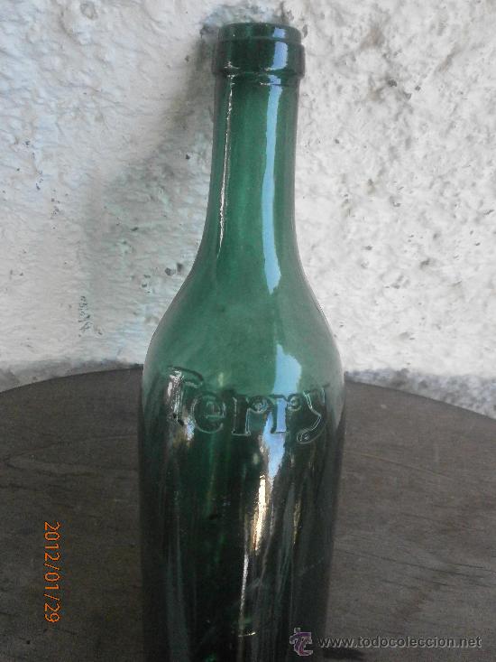 Botellas antiguas: BOTELLA TERRY LETRAS EN RELIEVE - Foto 2