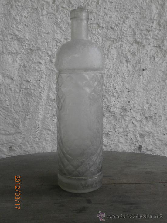 Botellas antiguas: BOTELLA S. A. PUIGMAL LETRAS EN RELIEVE - Foto 1