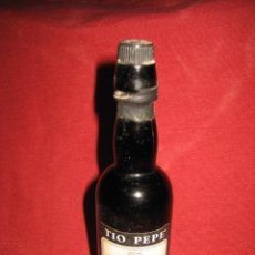 Botellas antiguas: BOTELLIN TIO PEPE GLEZ BYASS JEREZ 50 ML . Lote 31012454