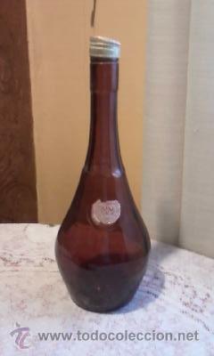 Botellas antiguas: Antigua botella de FERROQUINA. - Foto 1