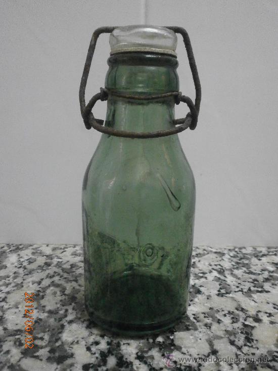 Botellas antiguas: BOTE PEQUE&Ntilde;O CRISTAL VERDE - Foto 1