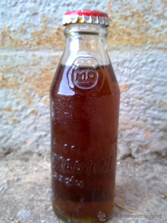 Botellas antiguas: botella de bitter martini - Foto 1