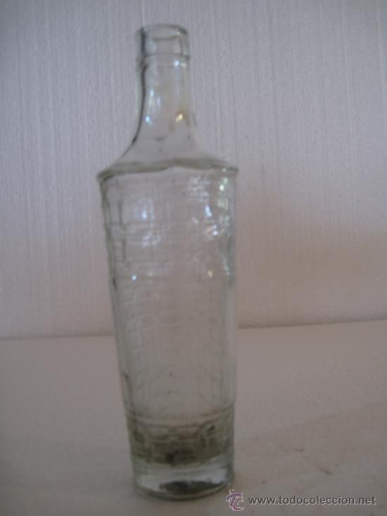 Botellas antiguas: BOTELLA ANTIGUA DE ANIS LAS CADENAS. - Foto 1