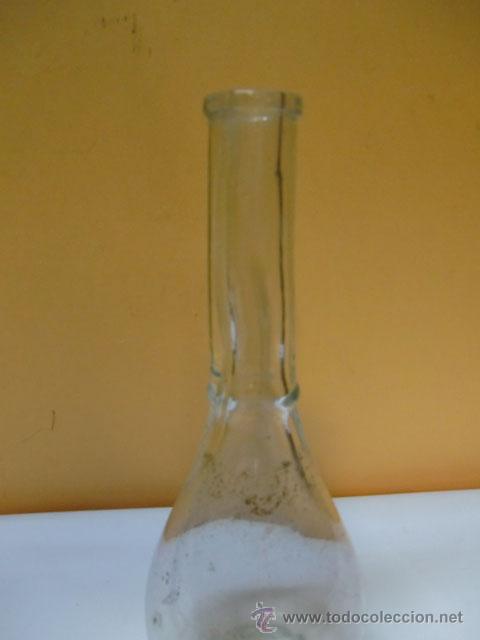 Botellas antiguas: Botella de cristal con el cuello alargado - Foto 2