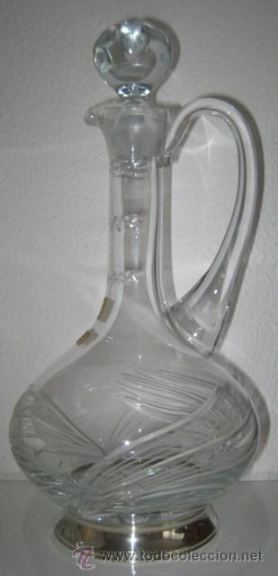 Botellas antiguas: Jarra Cristal Roca tallada con base en plata - Foto 1