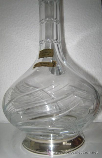 Botellas antiguas: Jarra Cristal Roca tallada con base en plata - Foto 2