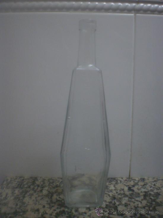 Botellas antiguas: ANIS DEL PE&Ntilde;ON LETRAS EN RELIEVE - Foto 1