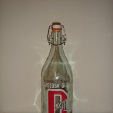 Botellas antiguas: BOTELLA DE GASEOSA SUPER D (DELICIOSA) - ENVASE DE 1 LITRO -. Lote 34197022