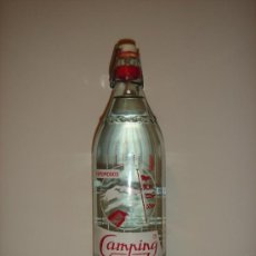 Botellas antiguas: BOTELLA DE GASEOSA CAMPING - AÑOS 1960-70 - SIN ABRIR / LLENA - 1 LITRO -. Lote 34199132