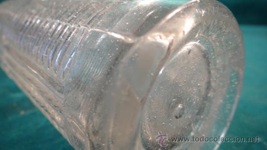 Botellas antiguas: CRUSH - BOTELLA DE REFRESCO - RELIEVE - - Foto 4