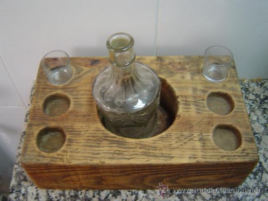 Botellas antiguas: EXPOSITOR MADERA PARA BOTELLA Y CHIPITOS - Foto 4