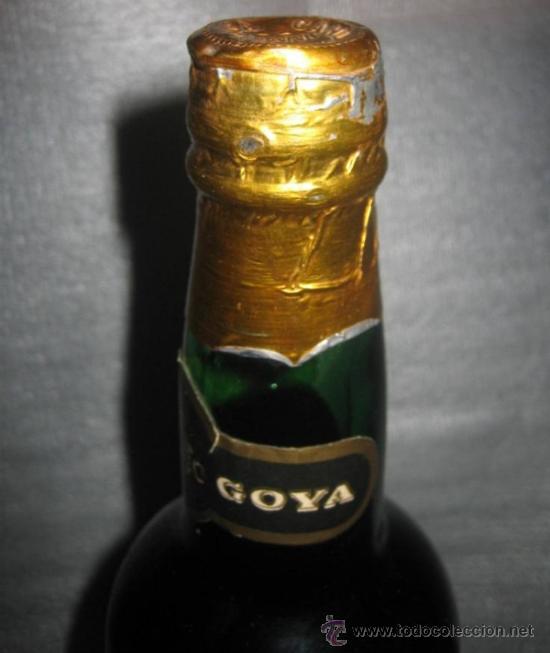 Botellas antiguas: MOSCATEL GOYA CAMILO CASTILLA - Foto 3