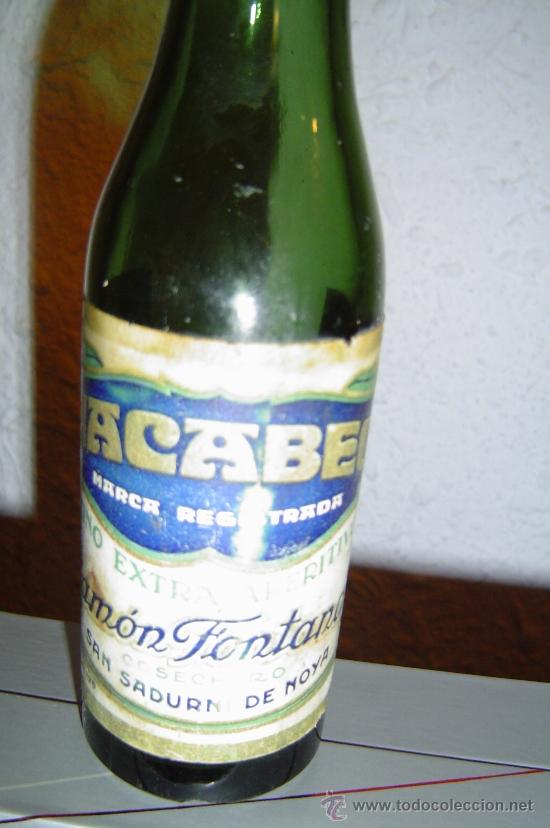Botellas antiguas: Rara botella de Macabeo vino extra aperitivo - Foto 2