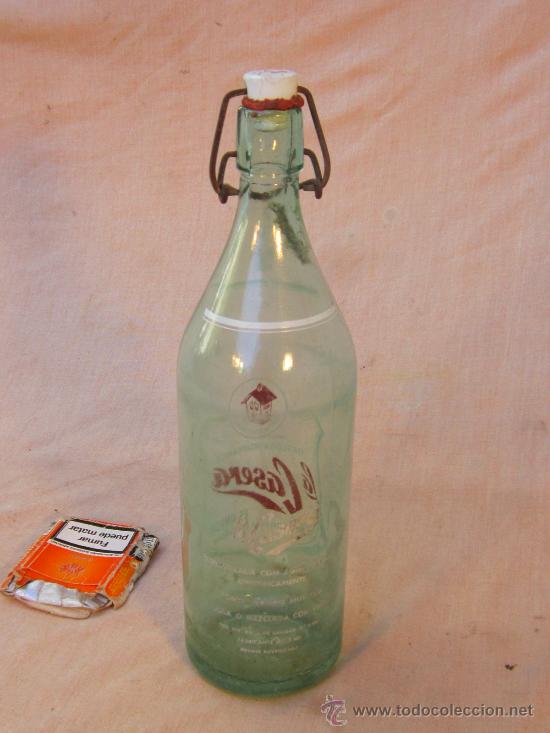 Botellas antiguas: BOTELLA DE GASEOSA LA CASERA - Foto 2