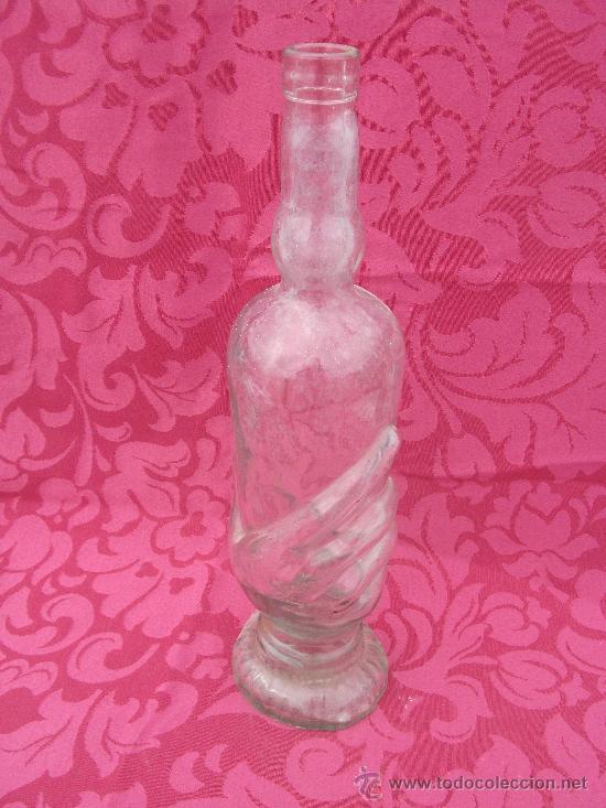 Botellas antiguas: Botella antigua. - Foto 1