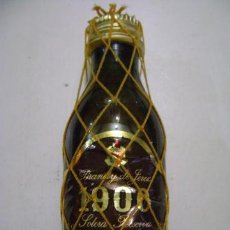 Botellas antiguas: BOTELLÍN MINIATURA 1900 BRANDY DE JEREZ SOLERA RESERVA TERRY, LLENA, DE PLÁSTICO. Lote 90949352