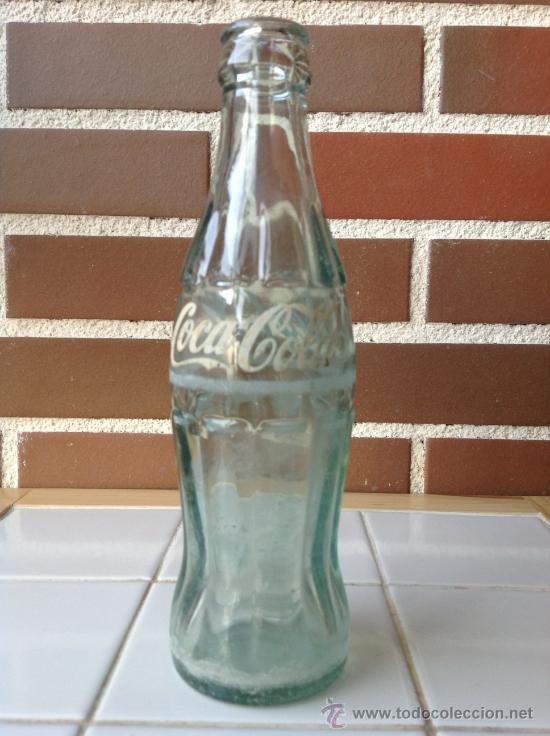 Botellas antiguas: ANTIGUA BOTELLA COCA COLA 20 CL - Foto 1