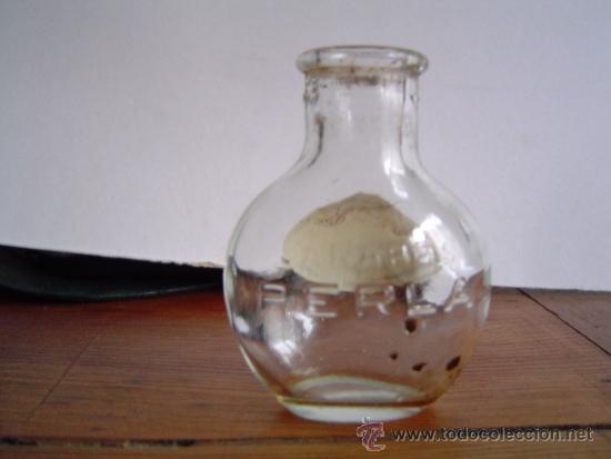 Botellas antiguas: Botellin para preparar bebida de jarabe Perla. - Foto 2