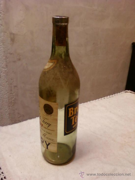 Botellas antiguas: BOTELLA BRANDY CENTENARIO TERRY. VAC&Iacute;A - Foto 4