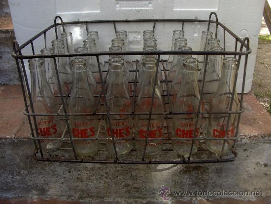 Botellas antiguas: caja completa botellines batidos ches - Foto 1