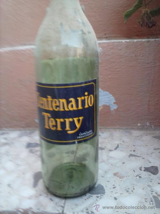Botellas antiguas: antigua botella de brandy terry, 1 litro, - Foto 4
