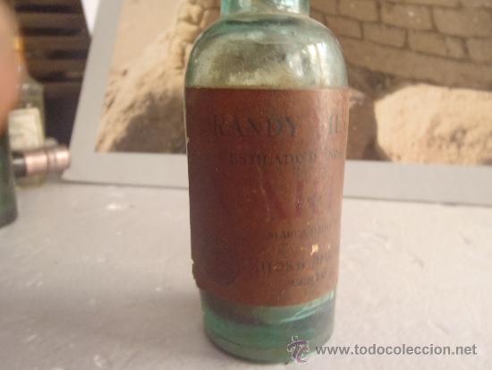 Botellas antiguas: BOTELLIN BRANDY VIEJISIMO VARELA - Foto 2