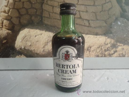 Botellas antiguas: BOTELLIN BERTOLA CREAM SHERRY - Foto 1