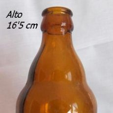 Botellas antiguas: BOTELLIN CERVEZA AGUILA NEGRA COLLOTO OVIEDO. Lote 39139443