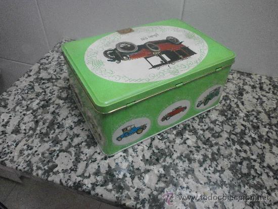 Botellas antiguas: CAJA COLA CAO COCHES EPOCA - Foto 2