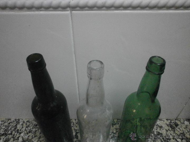 Botellas antiguas: 3 ANTIGUAS BOTELLA DIFERENTES - Foto 3