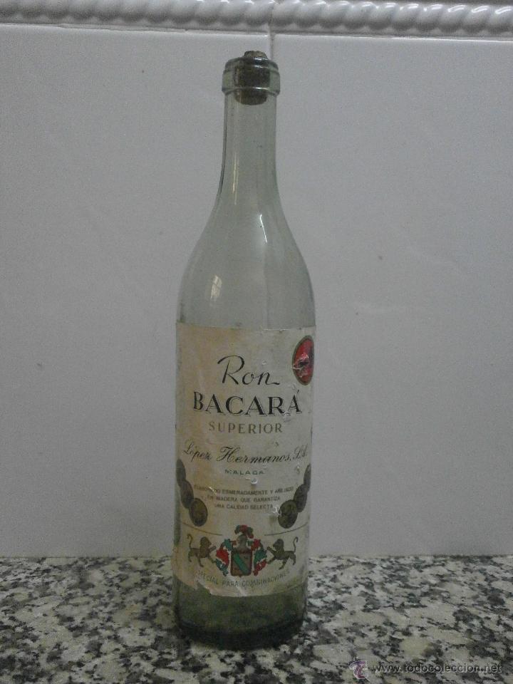 Botellas antiguas: BOTELLA RON BACARA SUPERIOR  VACIA - Foto 1