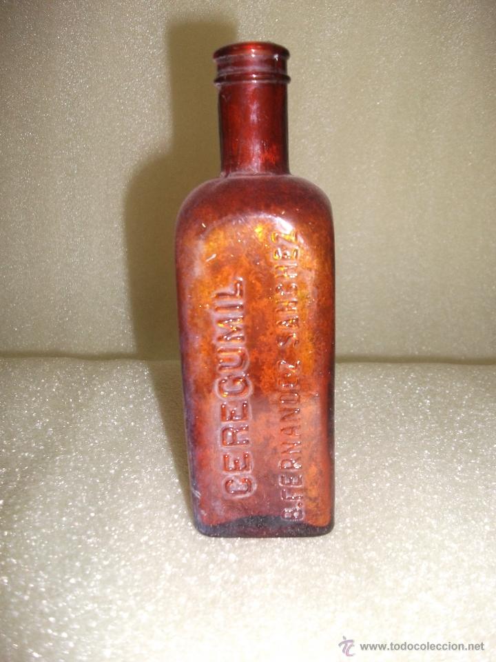 Botellas antiguas: Antigua botella de Ceregumil - Foto 1