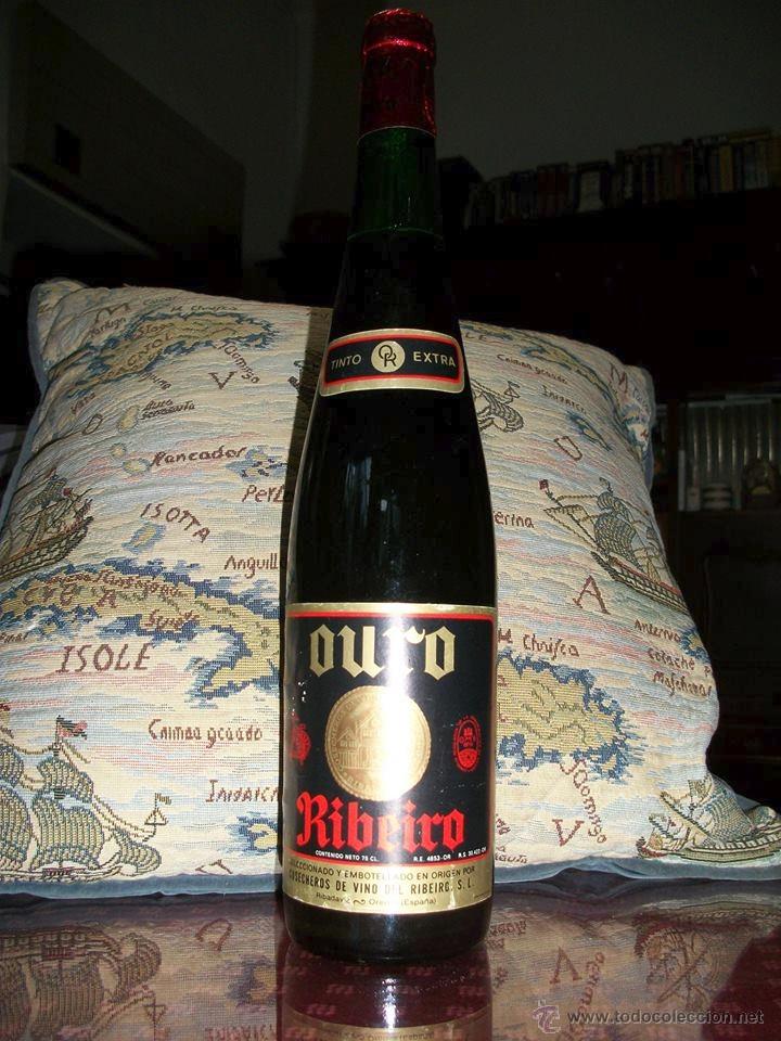 Botellas antiguas: OURO - Foto 1
