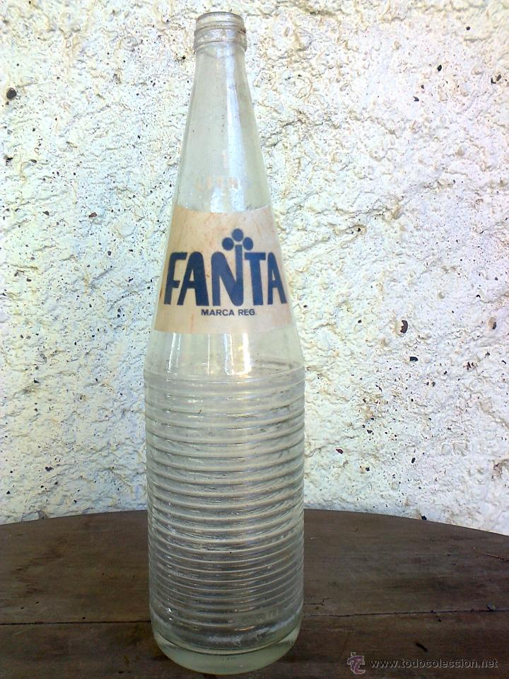 Botellas antiguas: BOTELLA FANTA SERIGRAFIADA - Foto 1