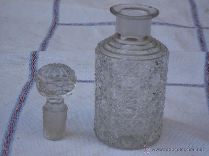 Botellas antiguas: FRASCO ANTIGUO EN CRISTAL TALLADO. - Foto 3