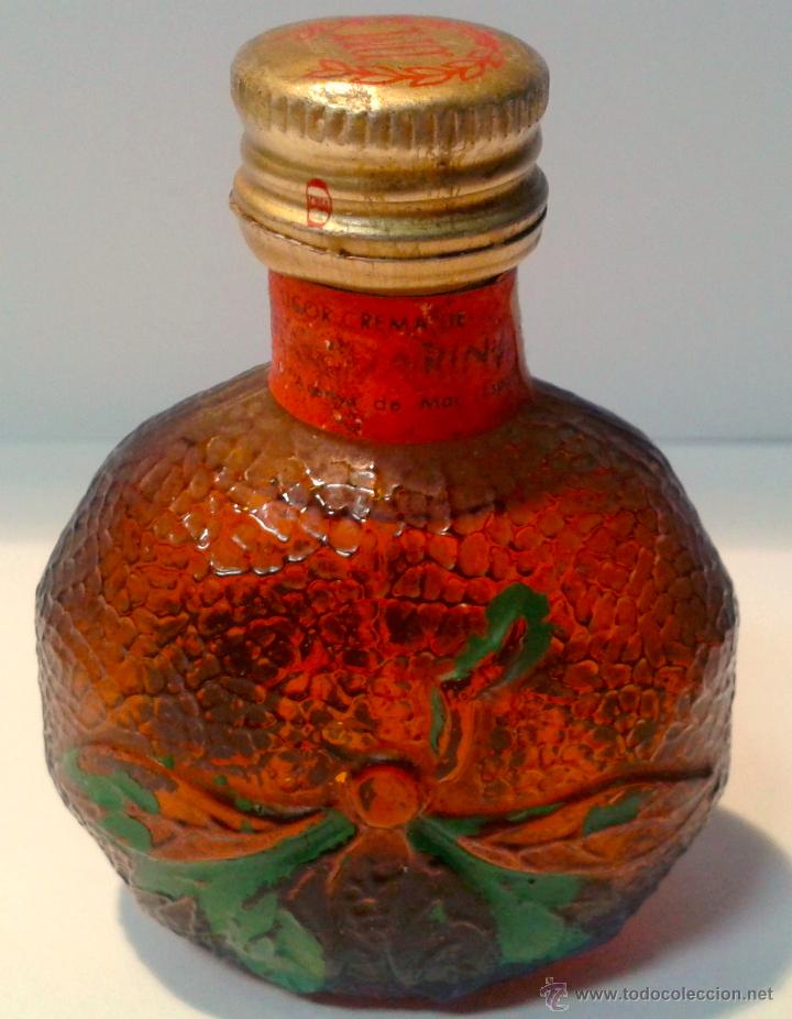Botellas antiguas: MINI BOTELLA DE LICOR DE MANDARINA - Foto 1