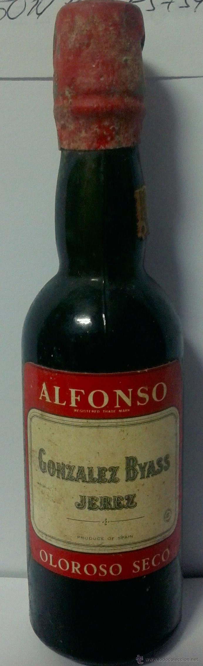 Botellas antiguas: MINI BOTELLA-ALFONSO- DE GONZALEZ BYASS - Foto 1