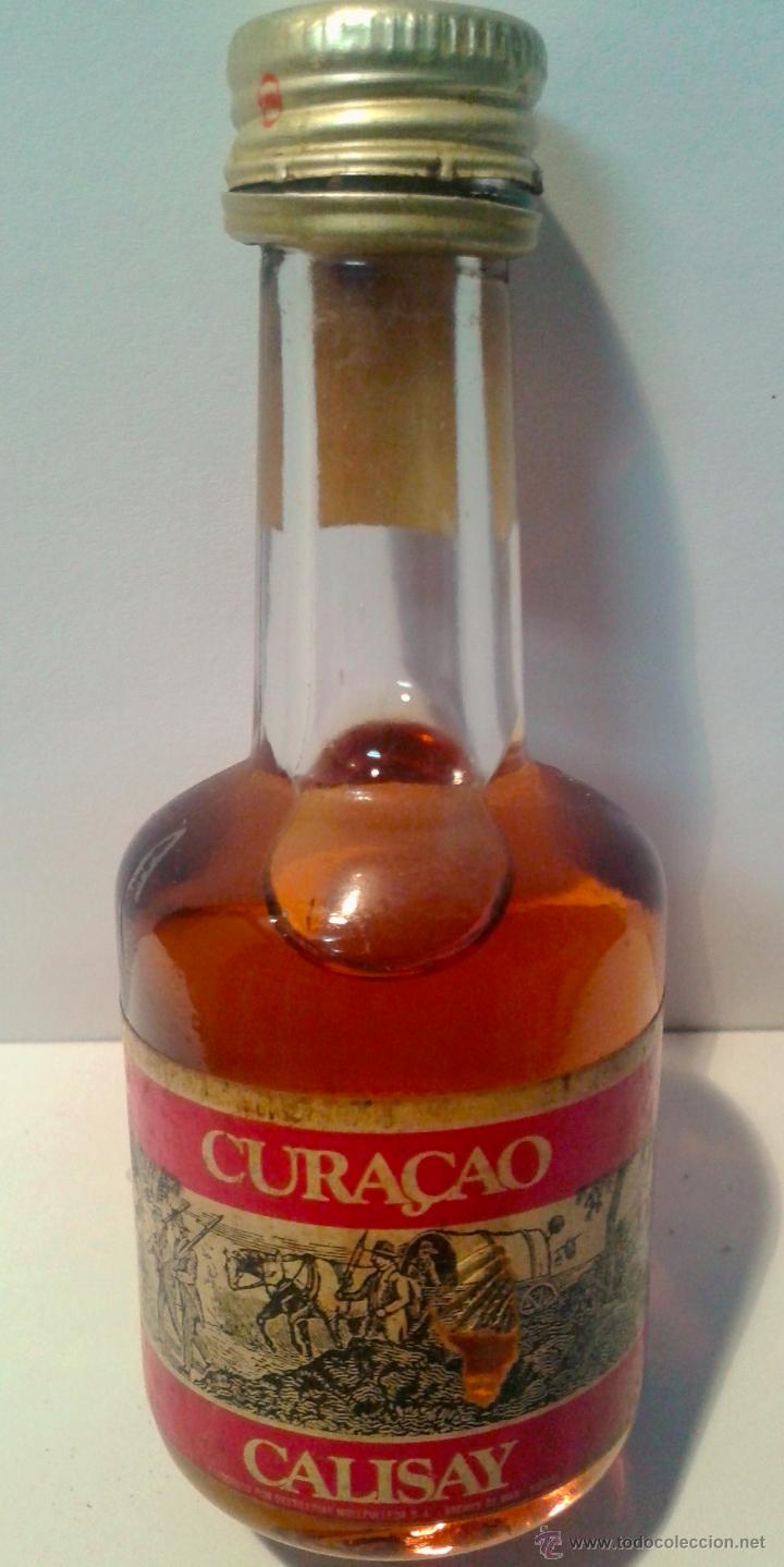 Botellas antiguas: MINI BOTELLA-CURA&Ccedil;A0-CALISAY- - Foto 1