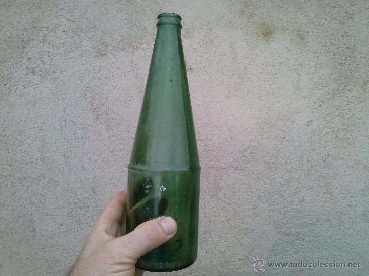 Botellas antiguas: botella zugo manzana - Foto 1
