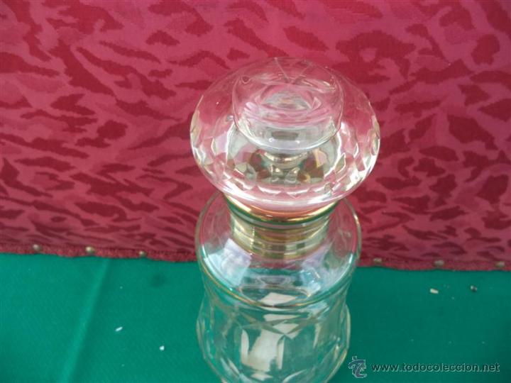Botellas antiguas: botella de licor - Foto 2