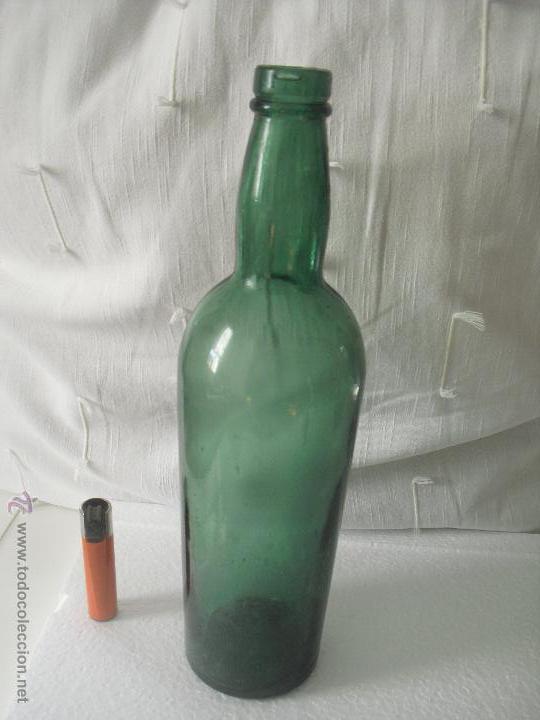Botellas antiguas: Antigua Botella Bardinet, con letras en relieve. - Foto 3