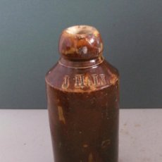 Botellas antiguas: BOTELLA INGLESA DE GRES, CERVEZA DE JENGIBRE - J.HALL 22 (17CM APROX)