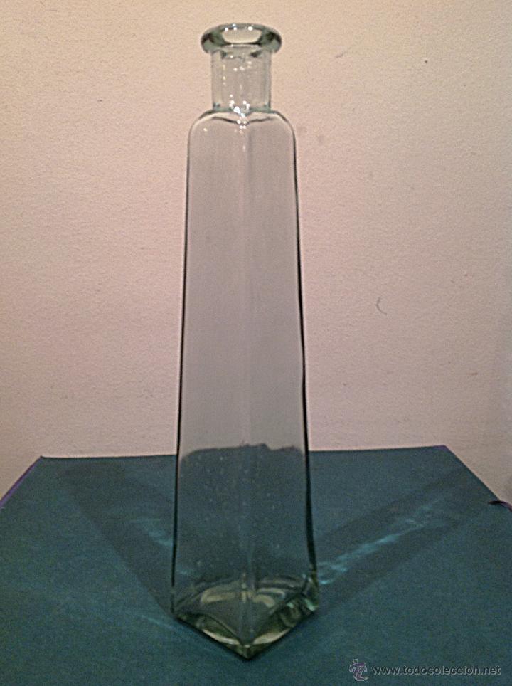 Botellas antiguas: Botella De Colecci&oacute;n Cuadrada - Foto 2