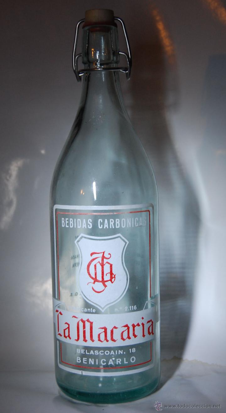 Botellas antiguas: BOTELLA GASEOSA LA MACARIA DE BENICARL&Oacute; - Foto 1