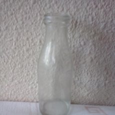 Botellas antiguas: BOTELLA DE LECHE, DÉCADA DE LOS 80. Lote 43185889