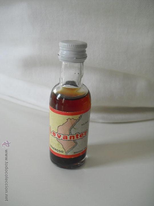 Bouteilles anciennes: Levanter Generoso. Bodegas Ayala. Mini botella, botellin miniatura Botellita. Minibotella