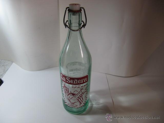 Botellas antiguas: Antigua gaseosa La Se&ntilde;era - Foto 2