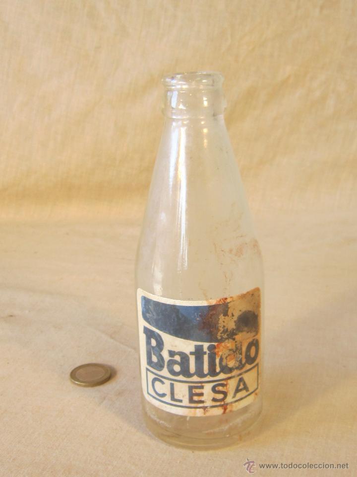 Botellas antiguas: BOTELLA DE BATIDO CLESA A&Ntilde;O 69 - Foto 1