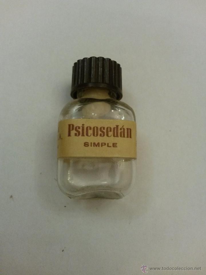 Botellas antiguas: Frasco de medicina de 4,3 x 2,5 cms - Foto 1