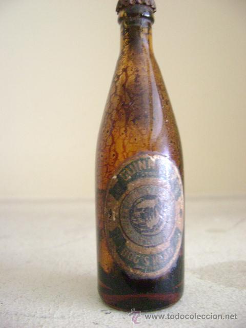 Botellas antiguas: BOTELLA DE CERVEZA GUINNESS EN MINIATURA - Foto 1